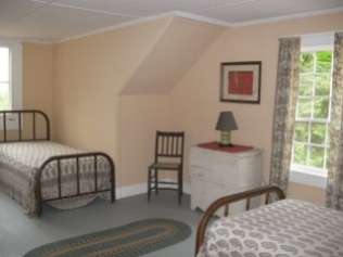 Anchorage, second floor twin bedroom